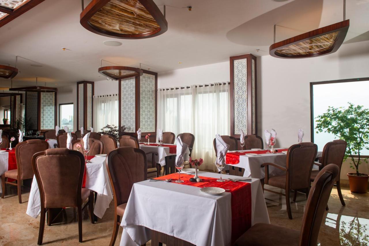 Hotel Ramada By Wyndham & Casino Golden Gangtok