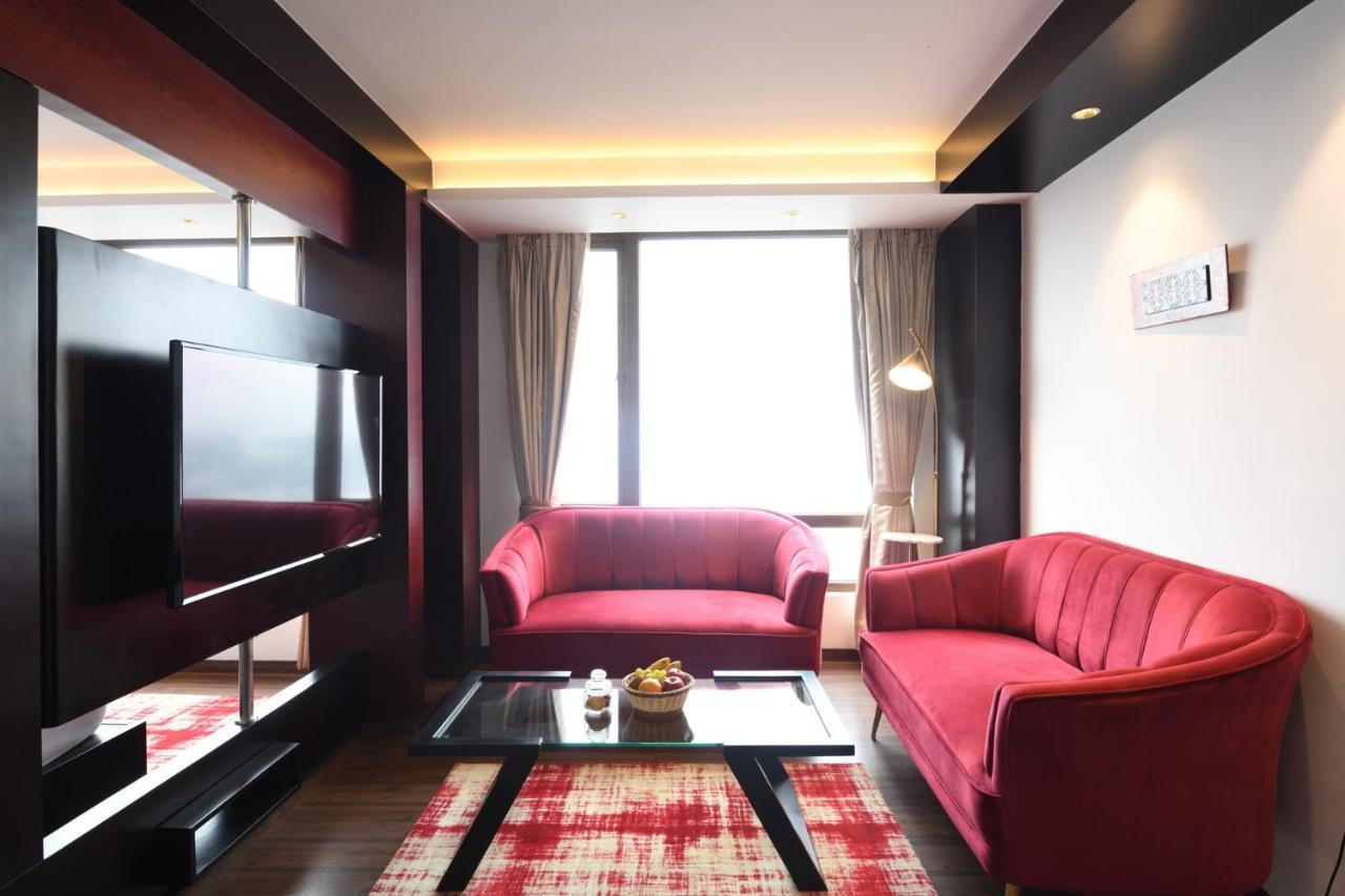 Ramada By Wyndham & Casino Golden Hotel 5*